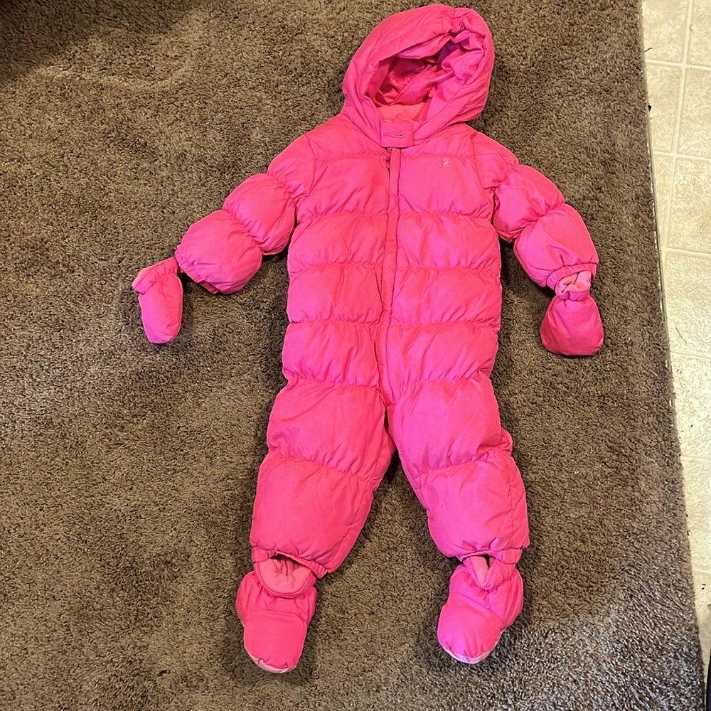 Baby Gap Toddler snowsuit, sz 18-24 months.